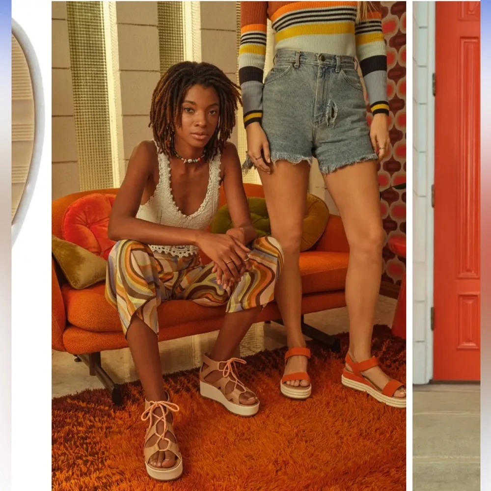 SOREL Cameron Flatform Sandal- 8.5 - Picture 6 of 14